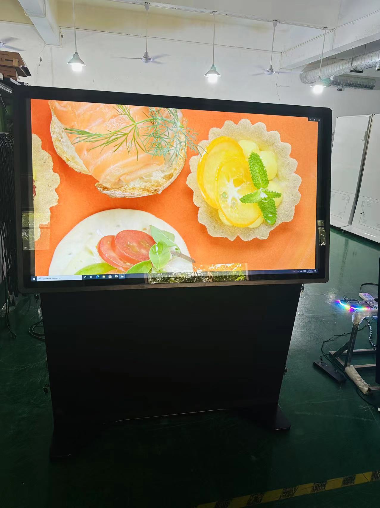 55inch Stand touch screen kiosk lcd Pcap monitor with built in ຄອມພິວເຕີ i7